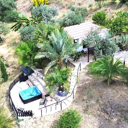 Private Detached Chalet With Own Jacuzzi Mi Dushi Толокос Экстерьер фото