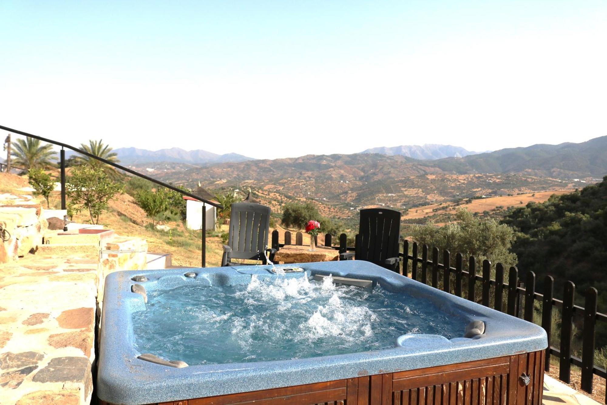 Private Detached Chalet With Own Jacuzzi Mi Dushi Толокос Экстерьер фото