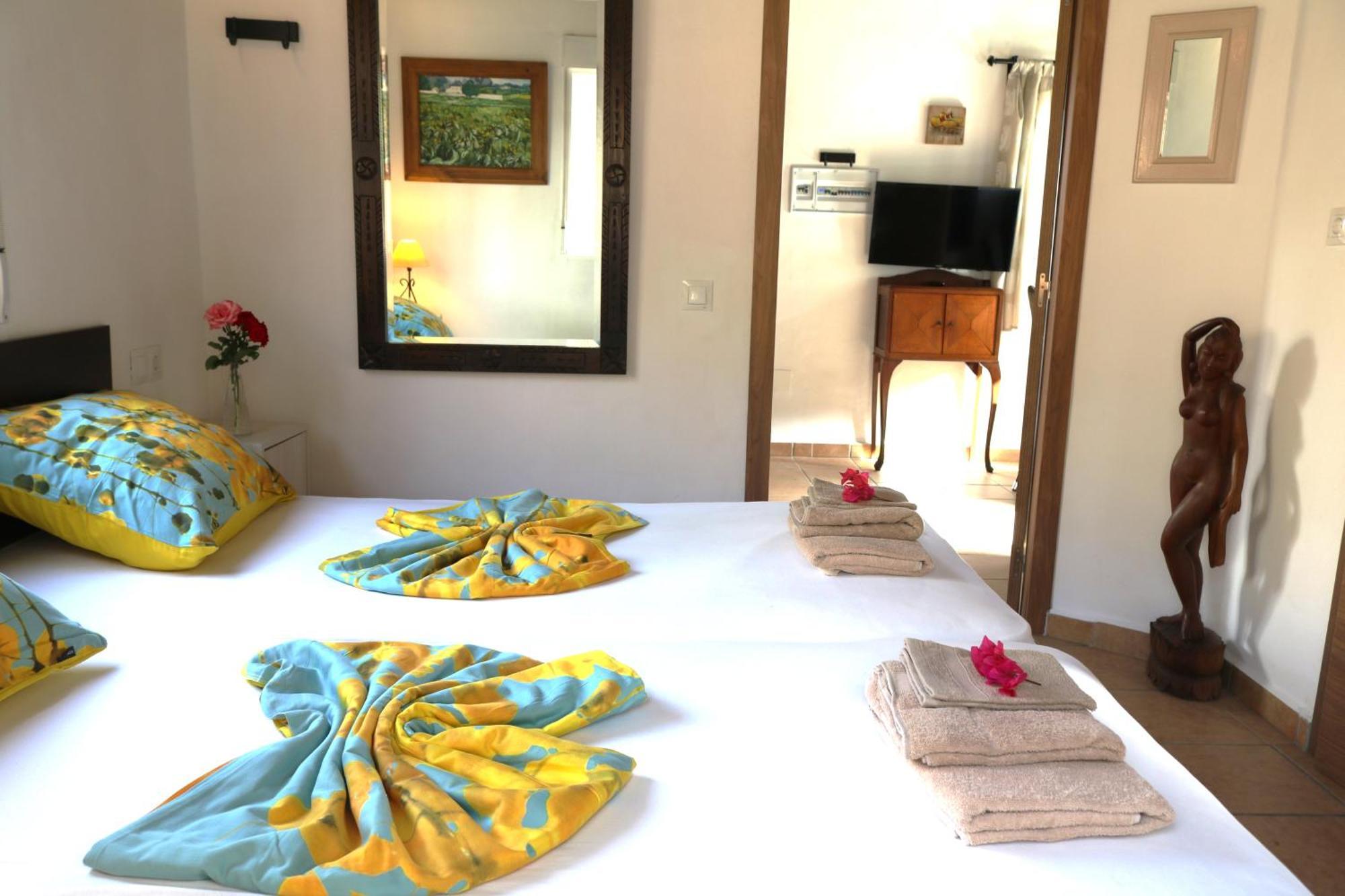 Private Detached Chalet With Own Jacuzzi Mi Dushi Толокос Экстерьер фото